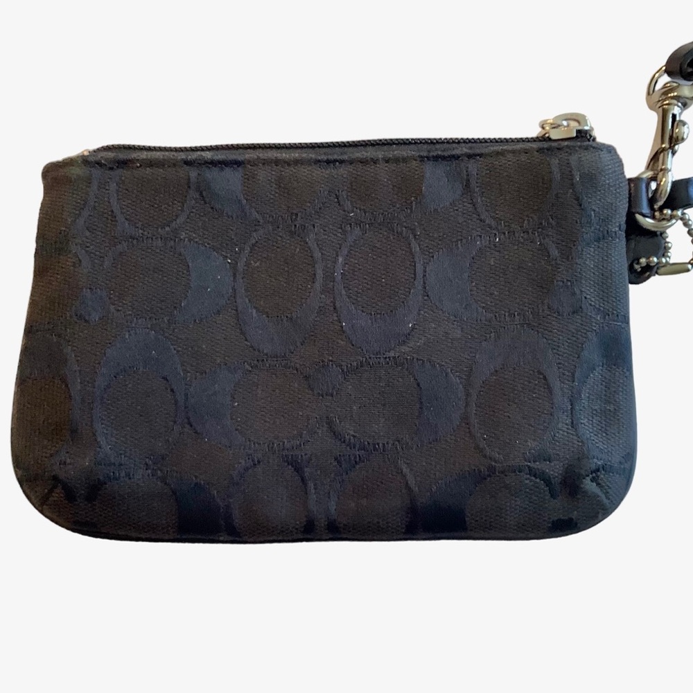 2 Coach Wristlets One Leather One Cloth - Picture 4 of 9